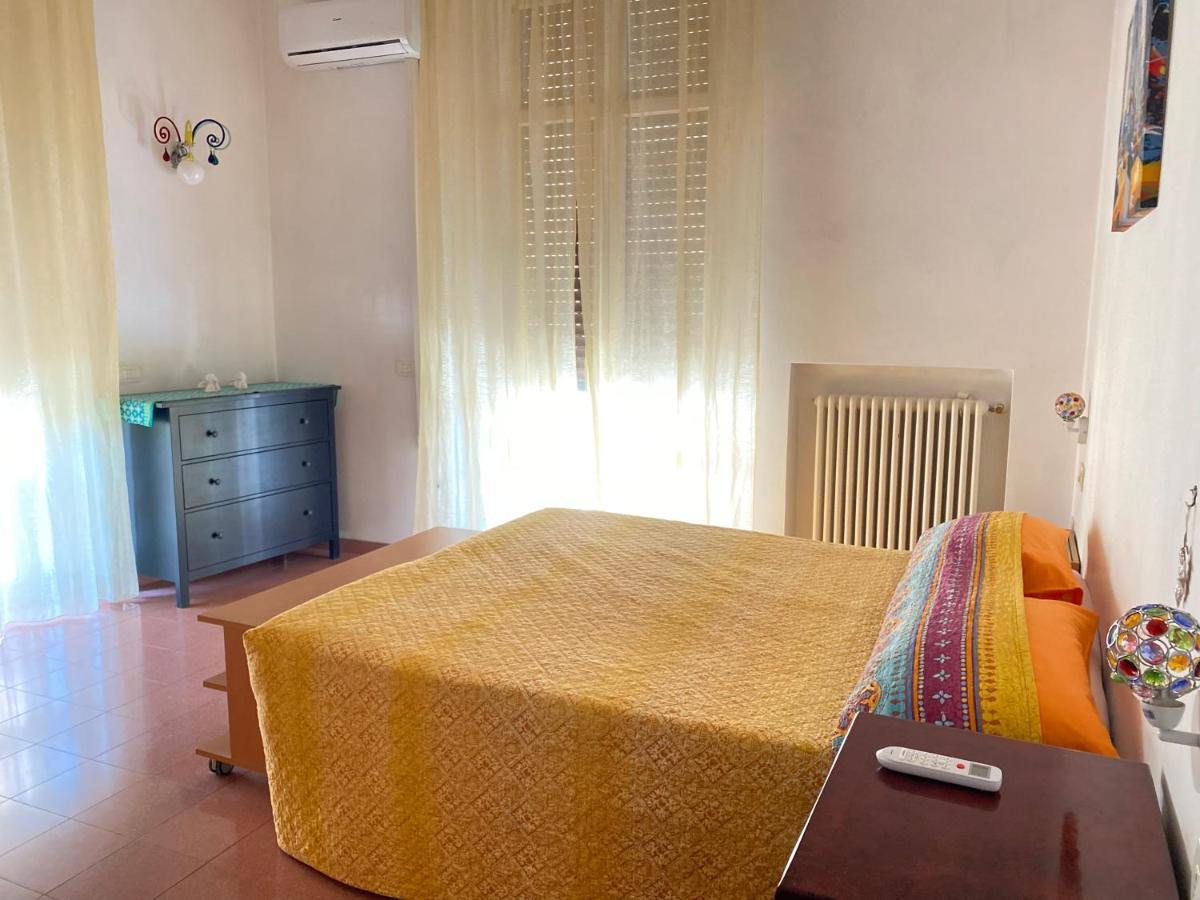 Home Toledo 355 나폴리 외부 사진